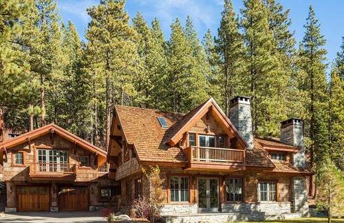 Truckee Cabina | Hunter in California