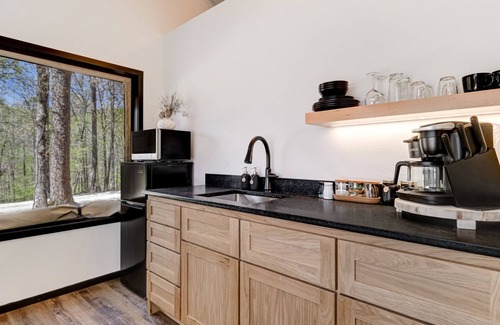 Mid America Apartamento | Hunter Luxury Glamping Tent Suite at Starlight Haven Resort