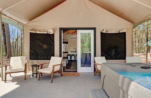 Mid America Apartamento | Hunter Luxury Glamping Tent Suite at Starlight Haven Resort