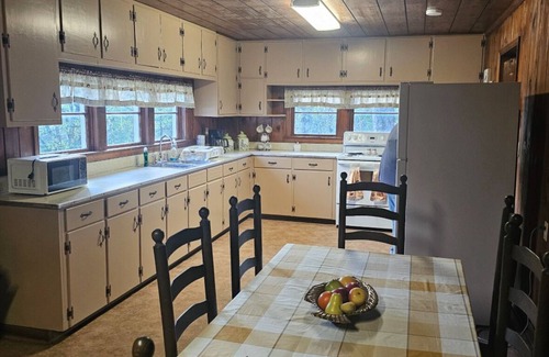 Mountain Rest Casa | Hunter's Special Access to Forest Service Land.