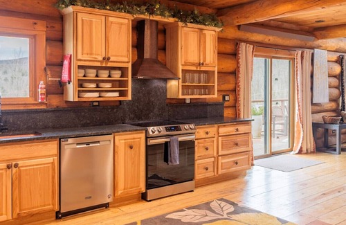 Hunter Casa | HunterLake *Two* Houses-10Bedrooms for 20-30Guests