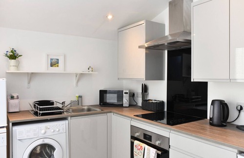 Prestwick Casa | Hunters Link Mid Terraced Cottage