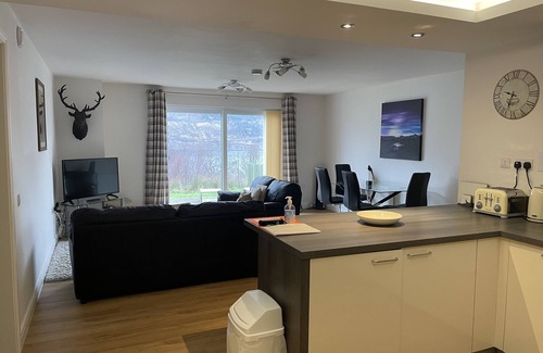 Spean Bridge Apartamento | Hunters Lodge, 5 Corries Stunning Loch side property