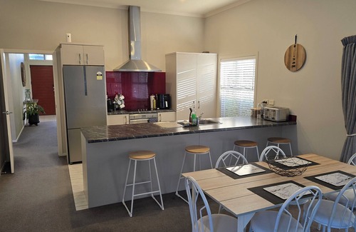 Hamilton Casa | Huntington Hideaway - Curated Comfort, Hidden in Huntington