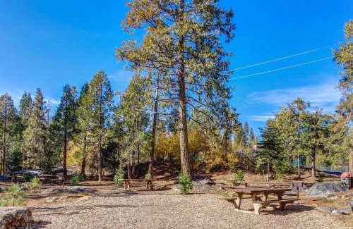Lakeshore Apartamento | Huntington Lake Condo 92