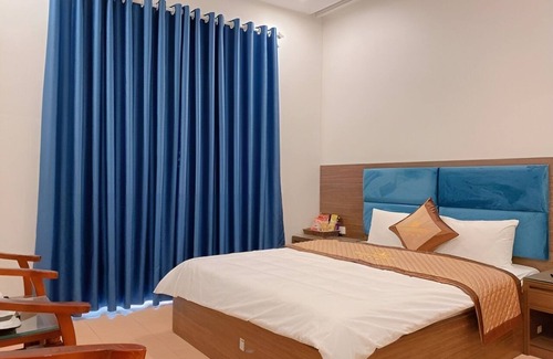 Ha Dong Hotel | Huong Que Hotel HN - by BAY LUXURY