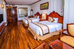 Quy Nhon Hotel | Huong Viet Hotel Quy Nhon - Beachfront
