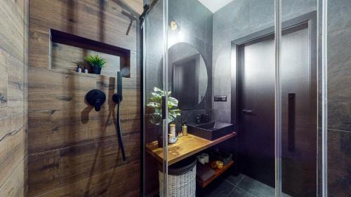 Banska Bystrica Apartamento | HURBAN CITY PARK apartment & private indoor parking & self check-in