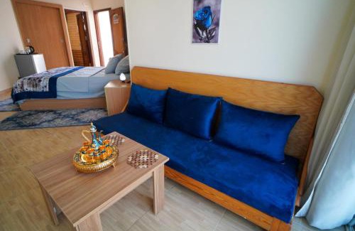 Corniche Road-Dahar Hotel | Hurghada Studios