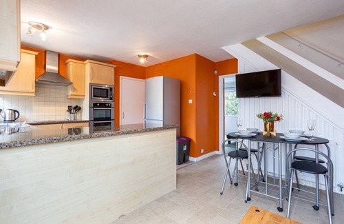 Cheadle Casa | Hurley House, 4 bedroom house near Manchester Airport