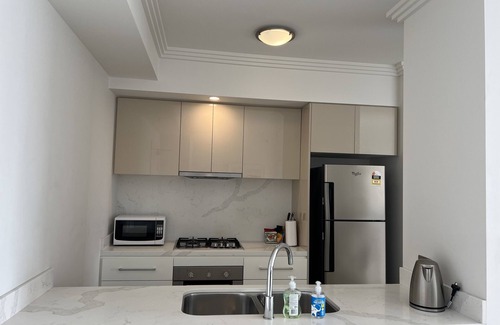 Hurstville Apartamento | Apartamento nuevo en Hurstville con vista a la ciudad