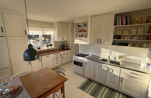 Blomstermala Casa | Hus Hornsö - Modern vacation home in Småland with pure nature