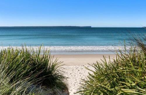 Vincentia Casa | Husky Big Beach - Belle Escapes Jervis Bay