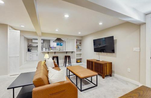Seattle Casa | Husky Haven