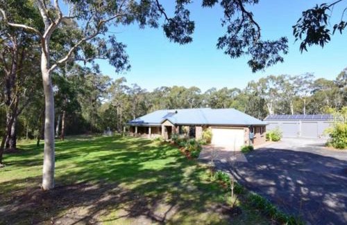 Woollamia Casa | Husky Hideaway