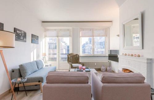 Knokke Apartamento | Huswell - Beautiful and spacious studio with side seaview