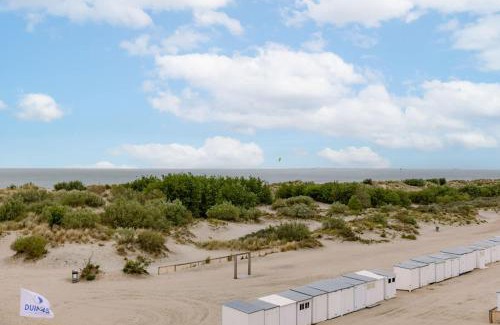 Heist Casa | Huswell - Bright & Stylish Apartment Near Beach with Sea view