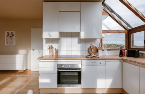 Oostduinkerke-Bad Casa | Huswell - Cozy Escape Nestled in the Dunes