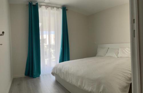 Nieuwpoort Apartamento | Huswell - Family-friendly apartment in Nieuwpoort with shared summer pool