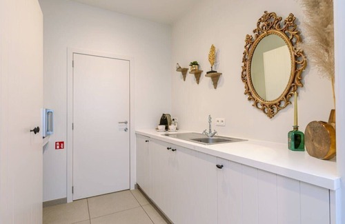 Historical Center Bruges Apartamento | Huswell - Stylish studio in the heart of Bruges