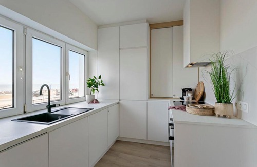Mariakerke Apartamento | Huswell - Stylishly refurbished apartment with sea view