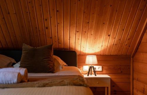 Knesselare Chalet De Esquí | Huswell - Tranquil retreat, cozy chalet in the heart of Urse