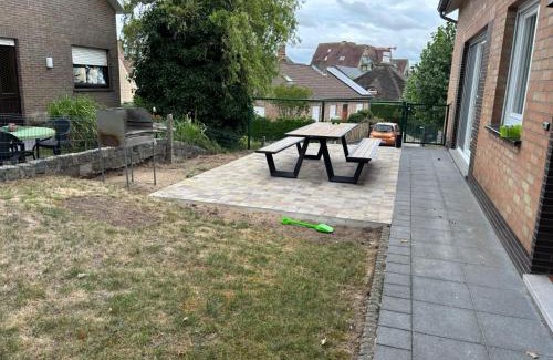 Oostduinkerke-Bad Casa | Huswell - Villa Near Beach with Double Parking