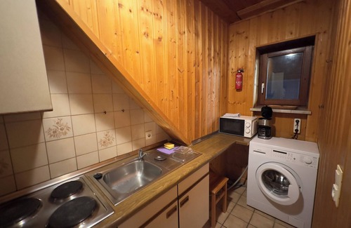 Schofweg Apartamento | Hut-style vacation apartment in Haus Schönblick