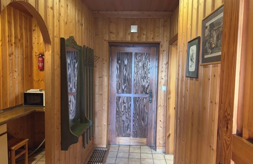 Schofweg Apartamento | Hut-style vacation apartment in Haus Schönblick