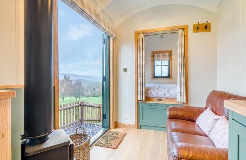 Monkswood Casa | Hut Uk42176