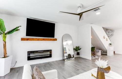 Fort Pierce Shores Casa | Hutchinson Island Beach Home Beach Access and Patio