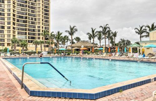 Fort Pierce Apartamento | Hutchinson Island Condo Community Amenities!