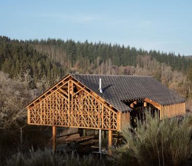 Givroulle Casa | Hutstuf - The Badger & hottub