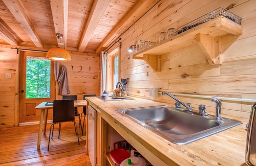 Sutton Chalet De Esquí | Huttopia Sutton