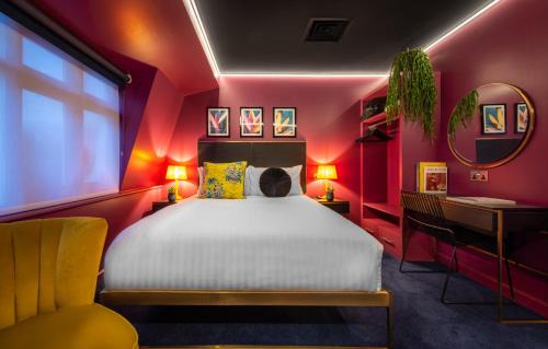 Royal Borough of Kensington and Chelsea Hotel | Hux Hotel, Kensington