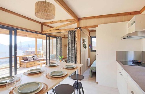 Anould Chalet De Esquí | HY Lødge Spa n°5 - 4 people: Chalet with Private Spa for a Family Stay