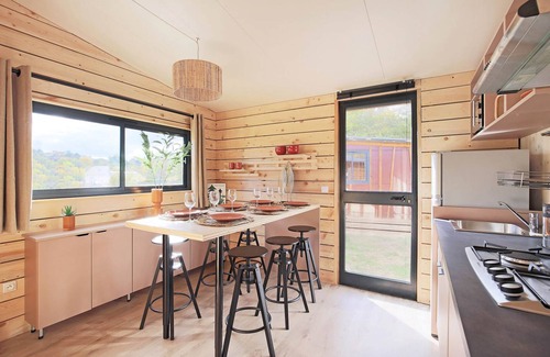 Anould Chalet De Esquí | HY Lødge Spa n°8 XL - 5 people: Chalet rental in the Vosges for an unforgettable stay