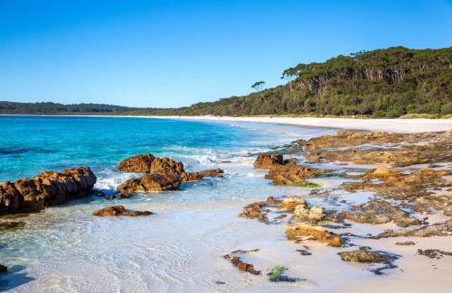 Hyams Beach Casa | Hyams Drift plus Studio by Latitude South Coast