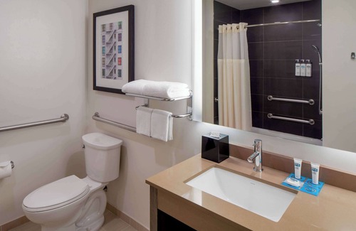 Central Business District Hotel | Hyatt House New Orleans/Downtown