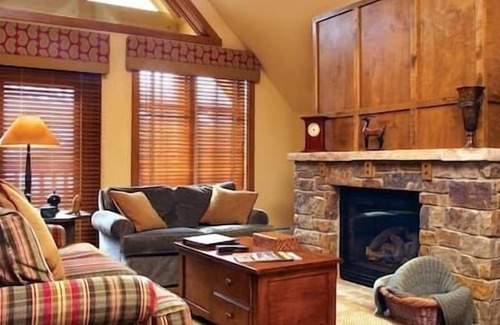 Historic District Complejo | Hyatt Main Street Station Resort, Hot Tub, Pool, Fireplace