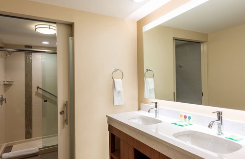 Flint Hotel | Hyatt Place Flint / Grand Blanc