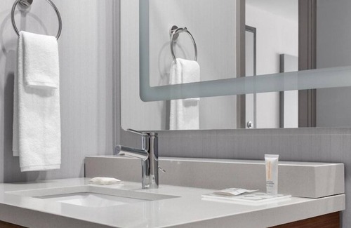 Airport Corporate Hotel | Hyatt Place Mississauga / Airport Corporate Centre