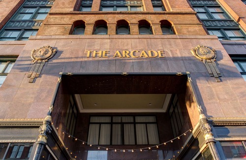 Gateway District Hotel | Hyatt Regency Cleveland at The Arcade