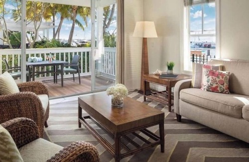 Truman Annex Casa | Hyatt Sunset Harbor Key West Studio MAR 10-16 & MAR17-23 2 STUDIO UNITS AVAIL