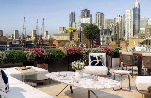 Battersea Apartamento | Hybrid Resi - Battersea |3 Bed Apartment
