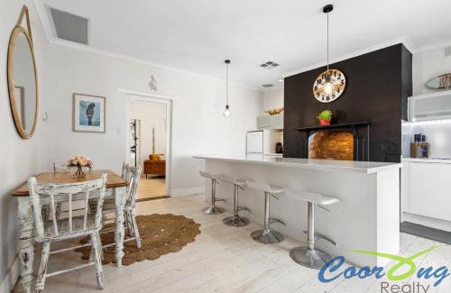 Bonney Casa | Hyde Cottage