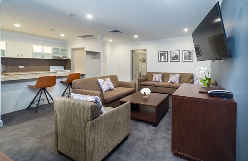 Sydney Central Business District Hotel | Hyde Park Inn