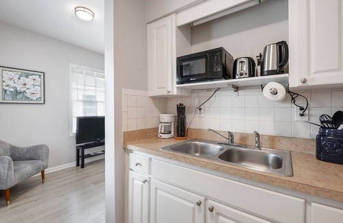 Hyde Park Apartamento | Hyde Park, King Bed w/Office by Bayshore, TGH, UT