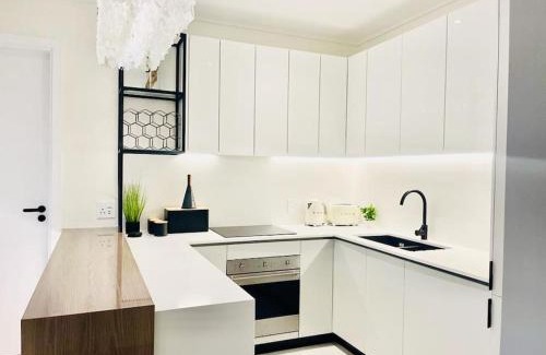 Greater Johannesburg Metropolitan Area Apartamento | Hyde Park Sandton Luxury 2BR Top Floor
