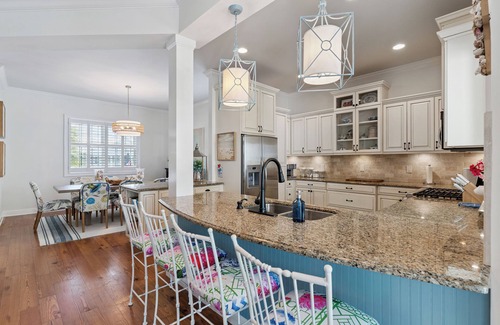 Saint Simons Island Casa | Hydrangea House in Gated Compass Point, sleeps 12 with a pool
